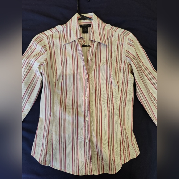 Button down work blouse - Picture 3 of 3